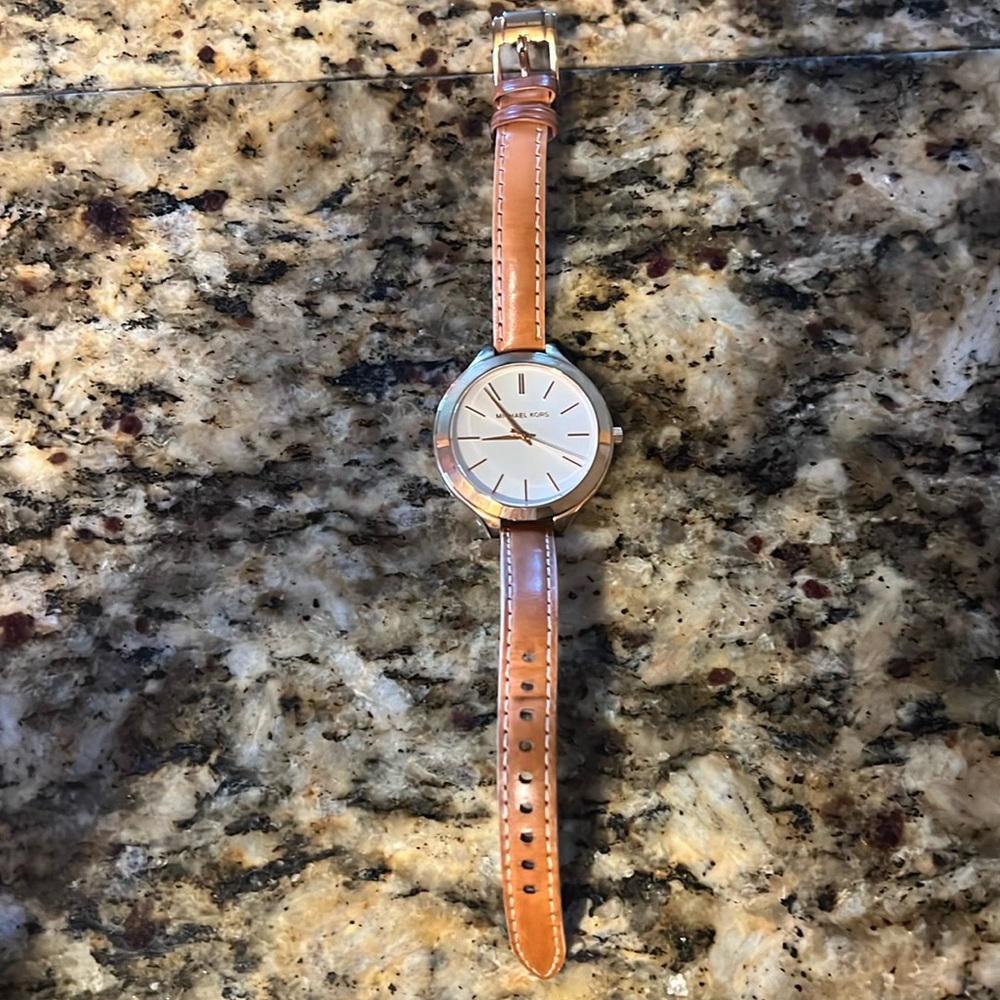 Michael Kors Beige Leather Strap Ladies Watch - MK2284